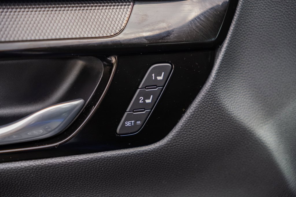 Used 2024 Honda CR-V EX-L image 12