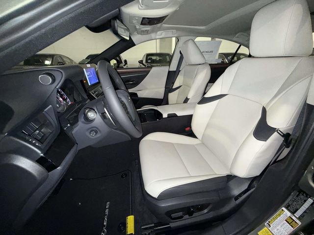 New 2025 Lexus ES 350 350 image 2