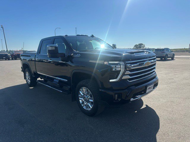Certified 2025 Chevrolet Silverado 2500 High Country w/ Technology Package image 4