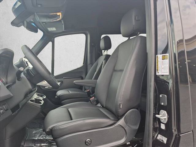 New 2026 Mercedes-Benz Sprinter 2500 image 3