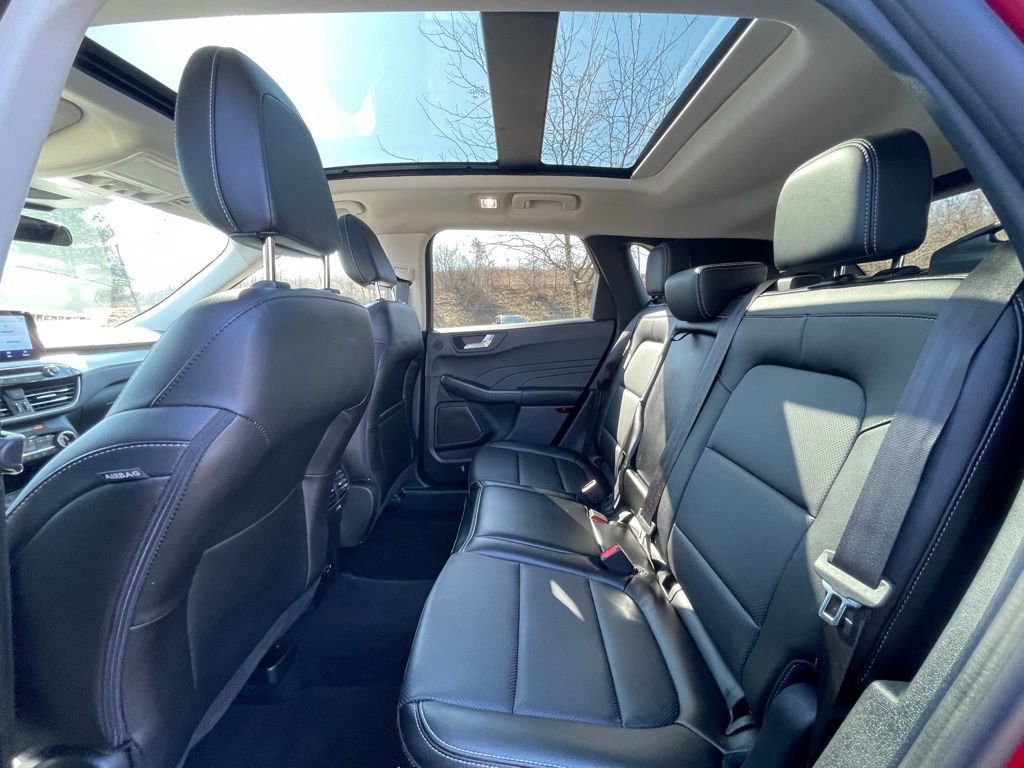Used 2022 Ford Escape SEL w/ Technology Package AWD/4WD image 24