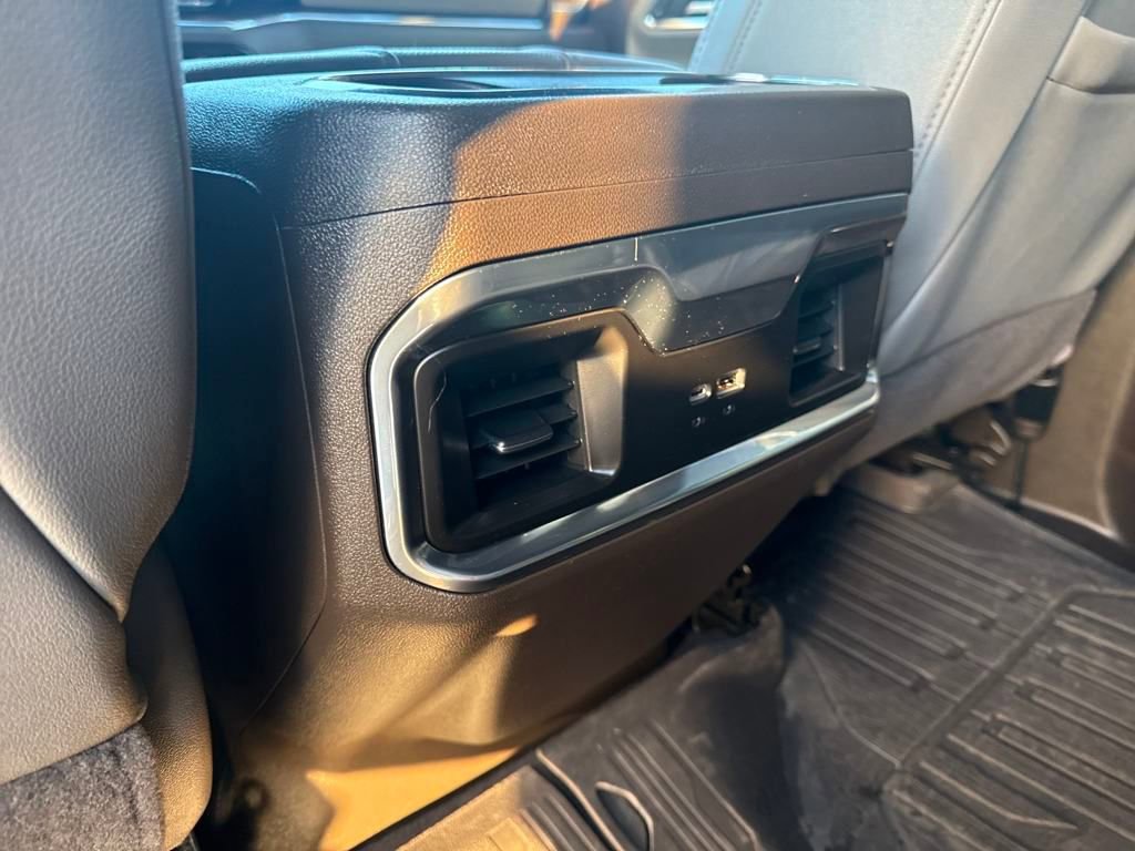 Used 2023 GMC Sierra 1500 SLT image 18