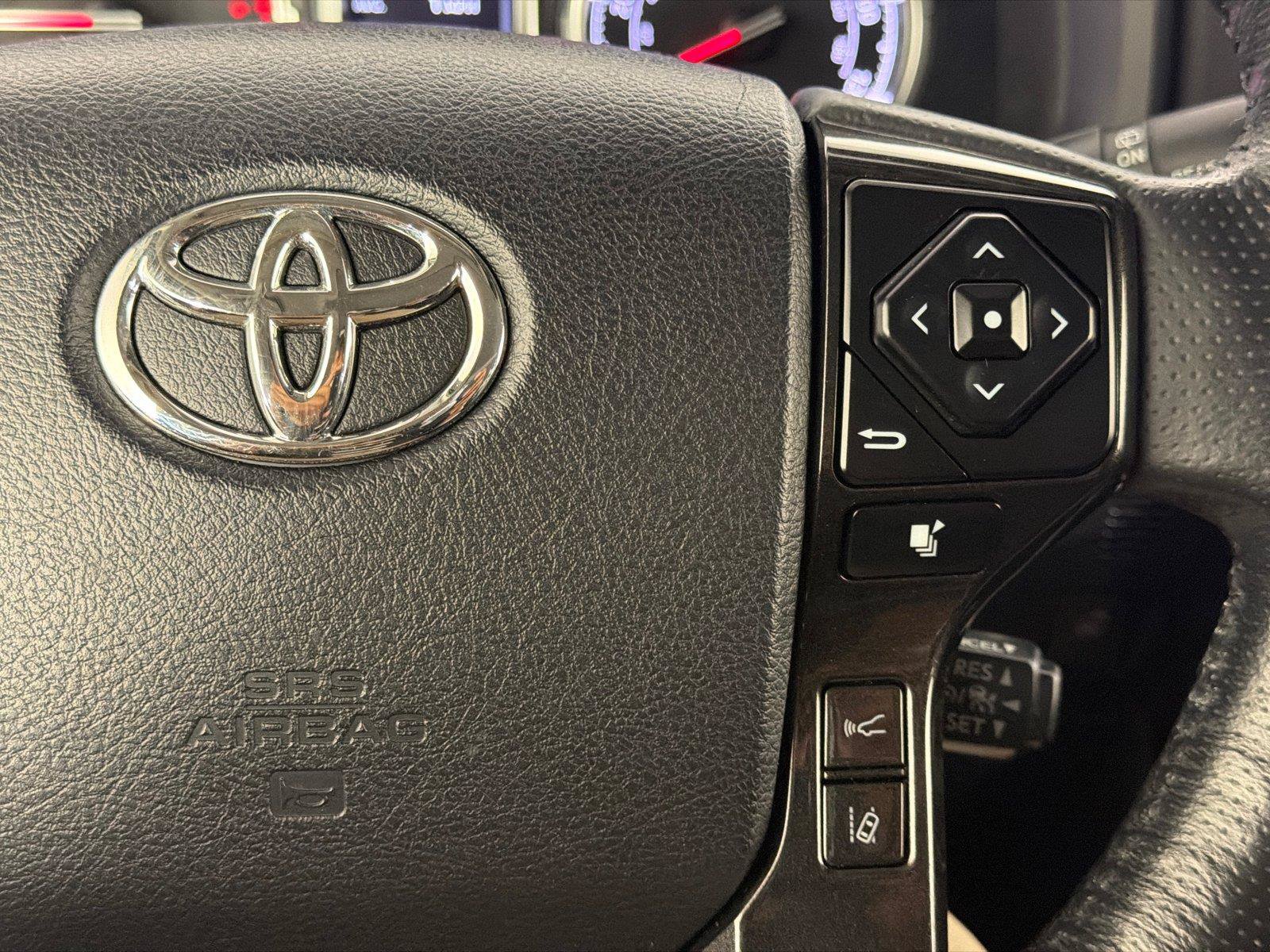 Used 2024 Toyota 4Runner TRD Off-Road Premium w/ Off Road Premium Plus Package AWD/4WD image 29