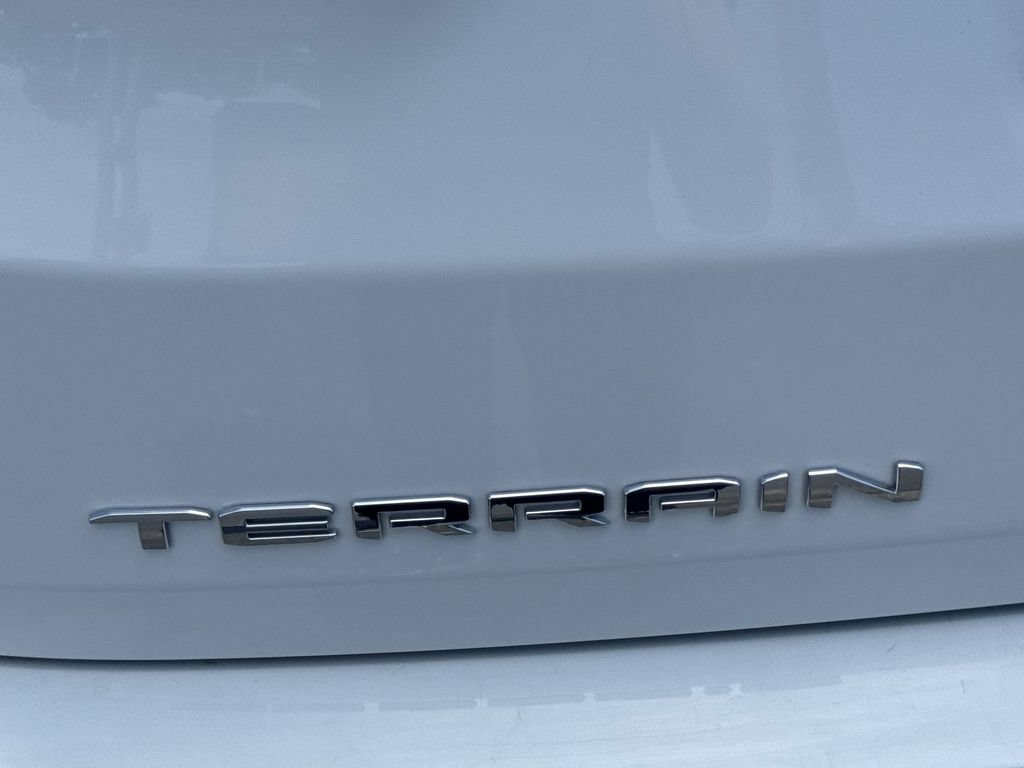 Used 2024 GMC Terrain SLE FWD image 30