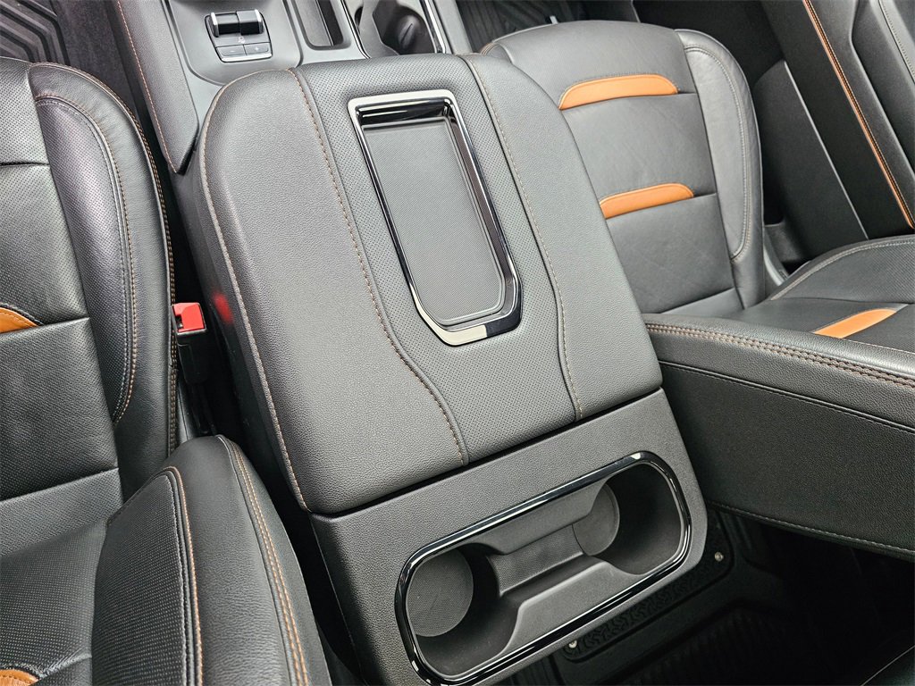 Used 2022 GMC Sierra 1500 AT4 w/ AT4 Premium Package image 29