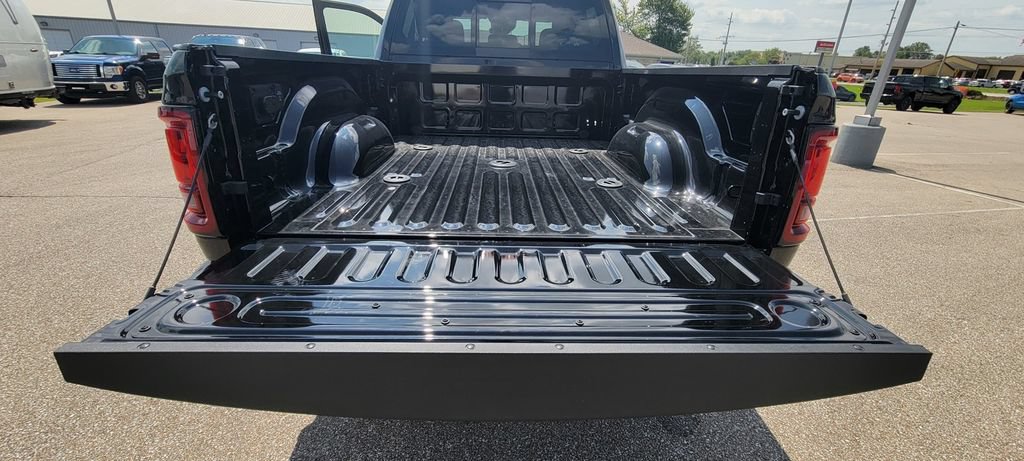 Used 2026 RAM 2500 Tradesman AWD/4WD image 12