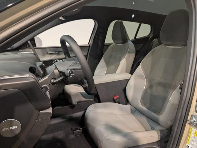 New 2026 Volvo EX30 Cross Country Ultra w/ Protection Package Premier AWD/4WD image 10