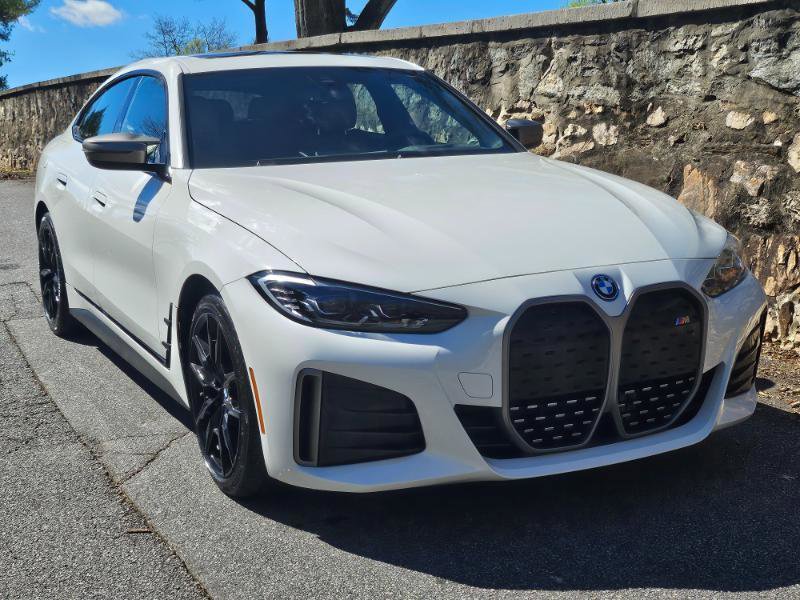 Used 2023 BMW i4 M50 w/ Premium Package image 10