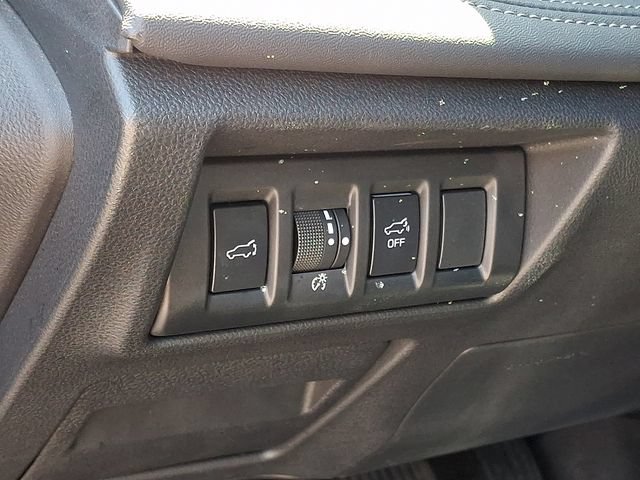 Used 2023 Subaru Outback Limited AWD/4WD image 26