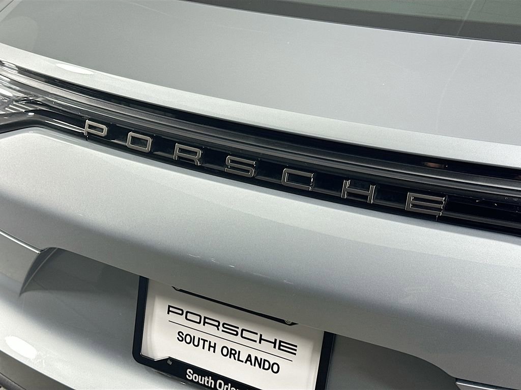Certified 2023 Porsche Panamera 4 image 34