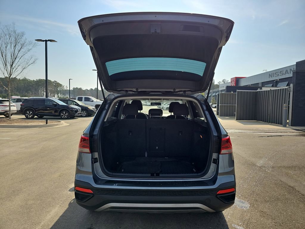 Used 2022 Volkswagen Taos S image 16