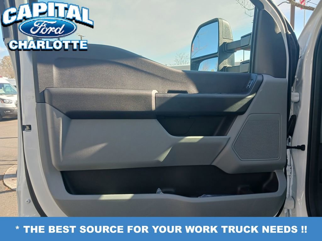 New 2026 Ford F450 XL image 9