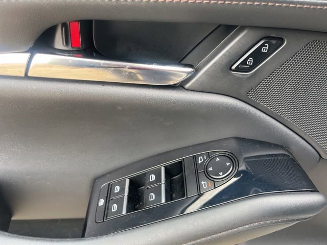 Used 2024 MAZDA MAZDA3 s FWD image 10