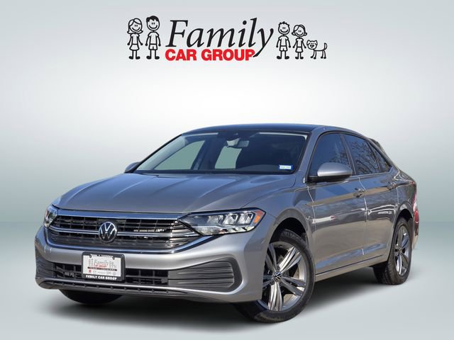 Used 2024 Volkswagen Jetta SE w/ Panoramic Sunroof Package image 1