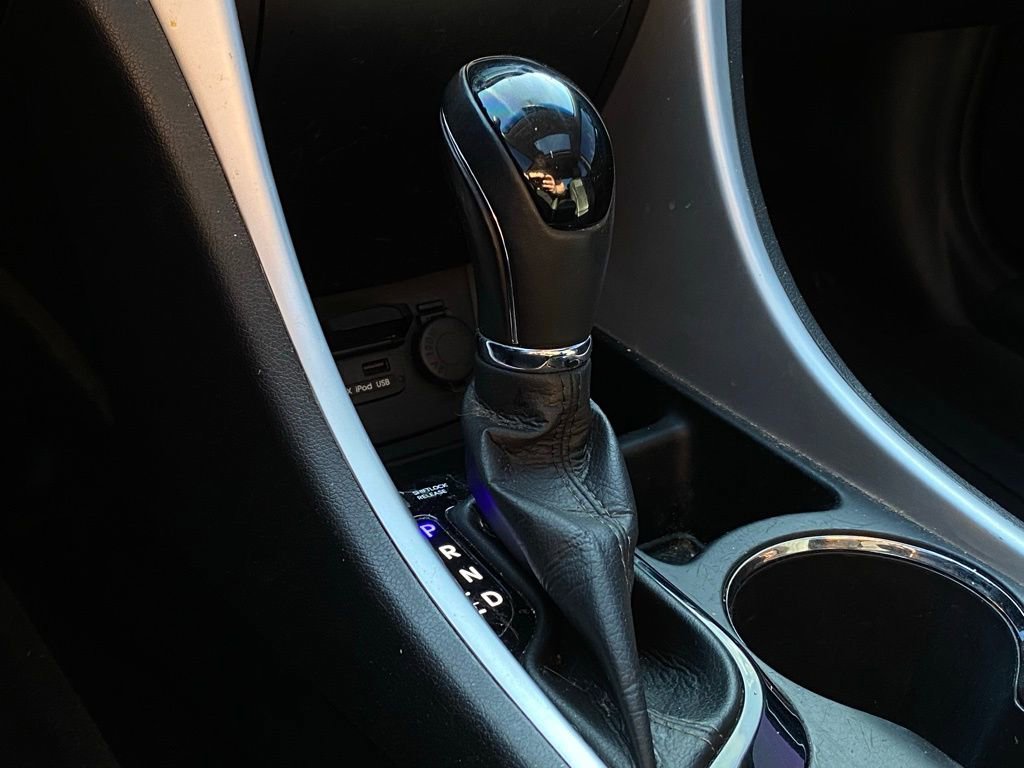 Used 2013 Hyundai Sonata Limited image 17