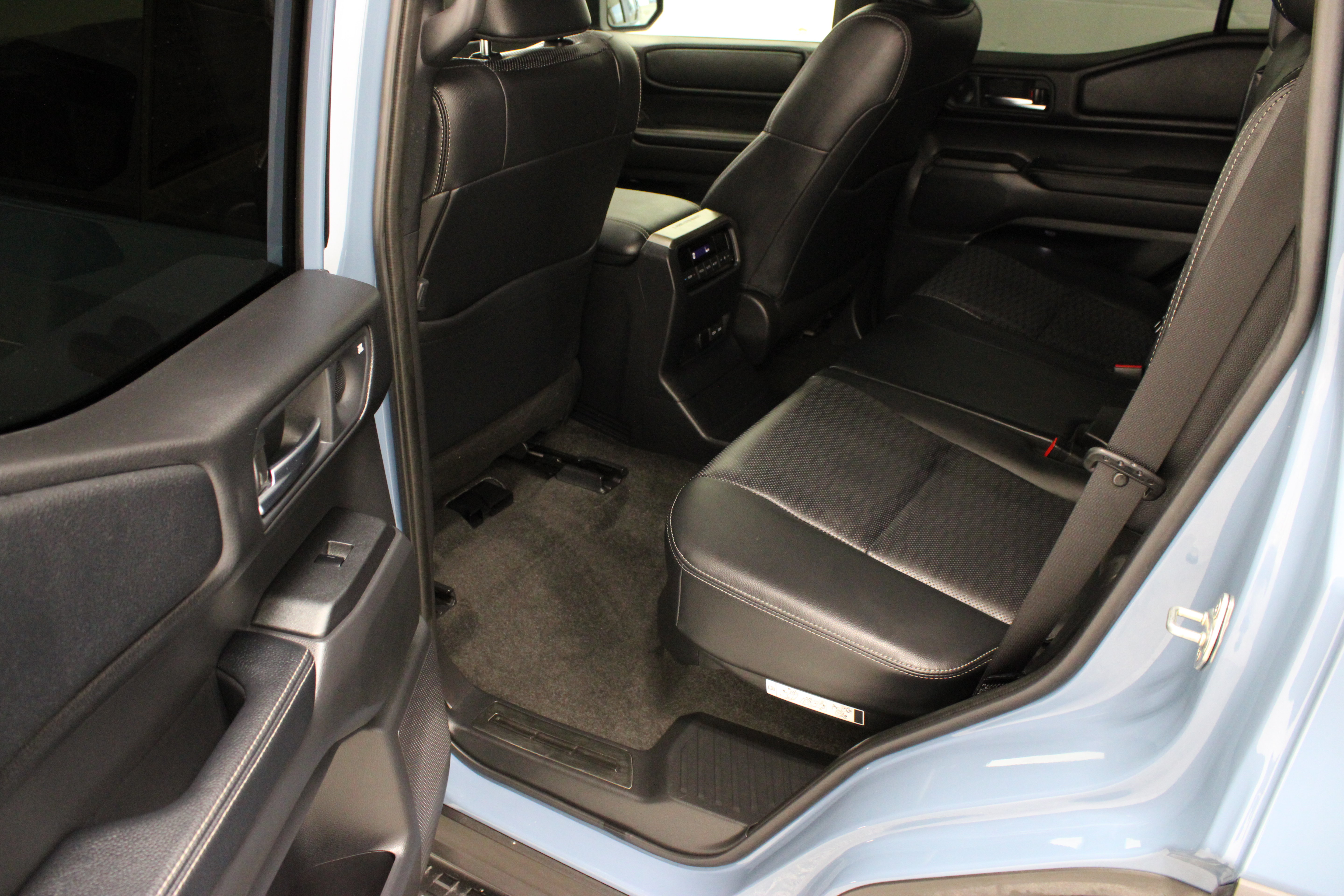 Used 2025 Toyota Land Cruiser w/ Premium Package AWD/4WD image 31