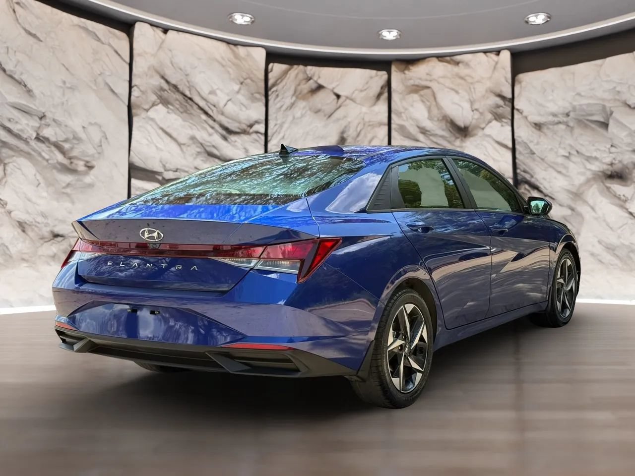 Used 2023 Hyundai Elantra SEL w/ Convenience Package FWD image 6