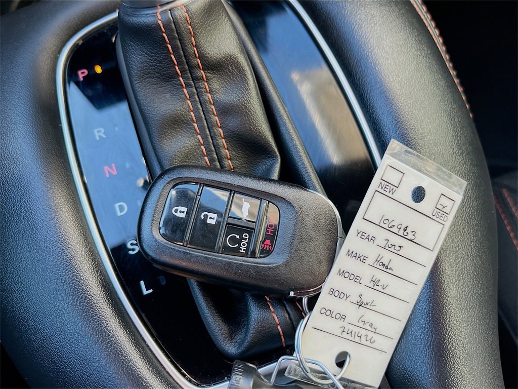 Used 2025 Honda HR-V Sport image 32