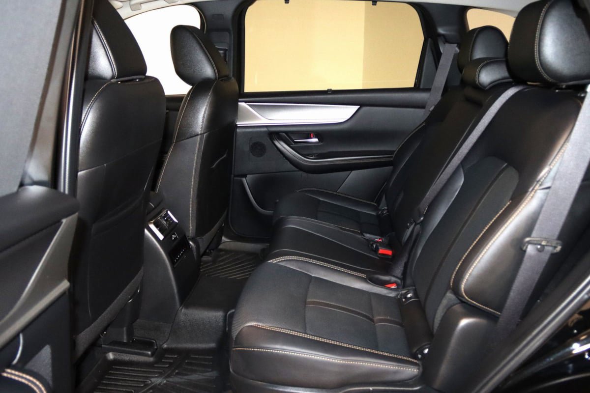 Used 2025 MAZDA CX-70 Plug-In Hybrid w/ Premium Pkg image 61