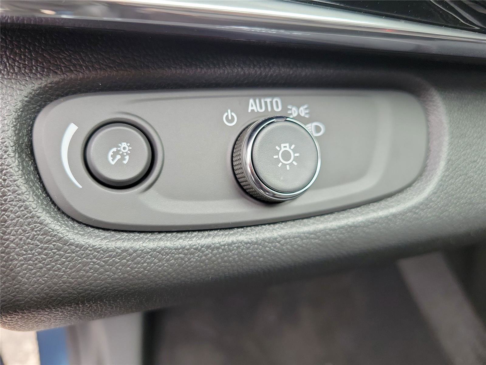 New 2026 Buick Envista Avenir image 21