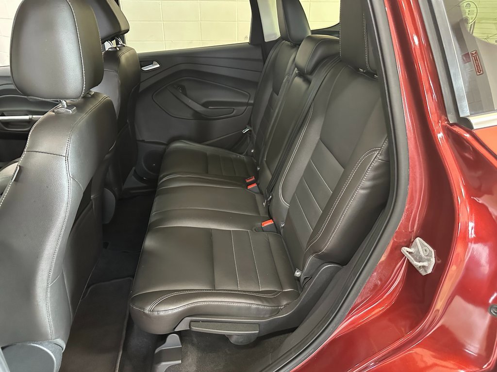 Used 2014 Ford Escape Titanium image 31