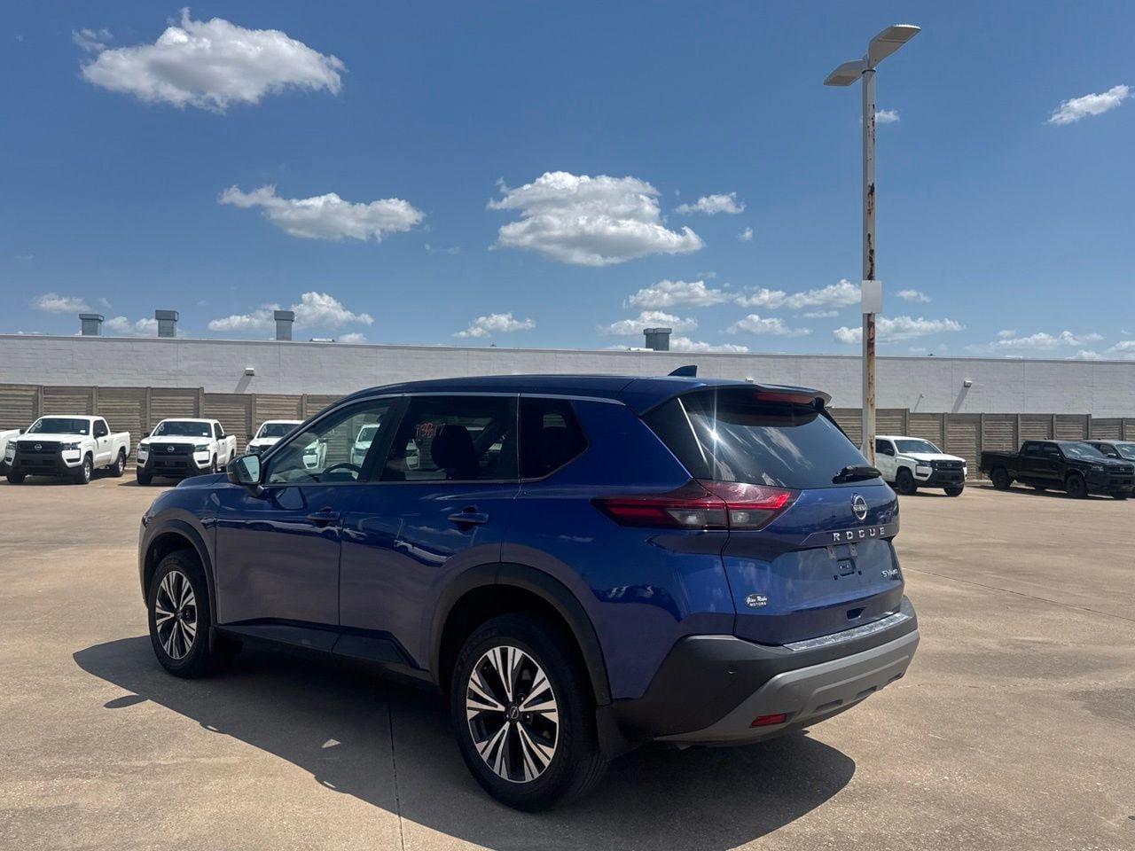 Certified 2023 Nissan Rogue SV AWD/4WD image 15