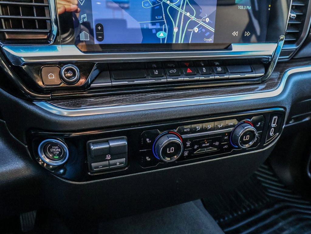 Used 2025 Chevrolet Silverado 2500 LT w/ Convenience Package image 34