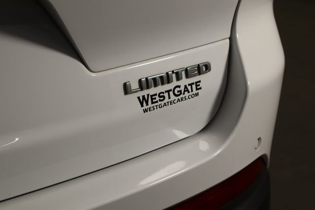 Used 2023 Jeep Grand Cherokee L Limited AWD/4WD image 46
