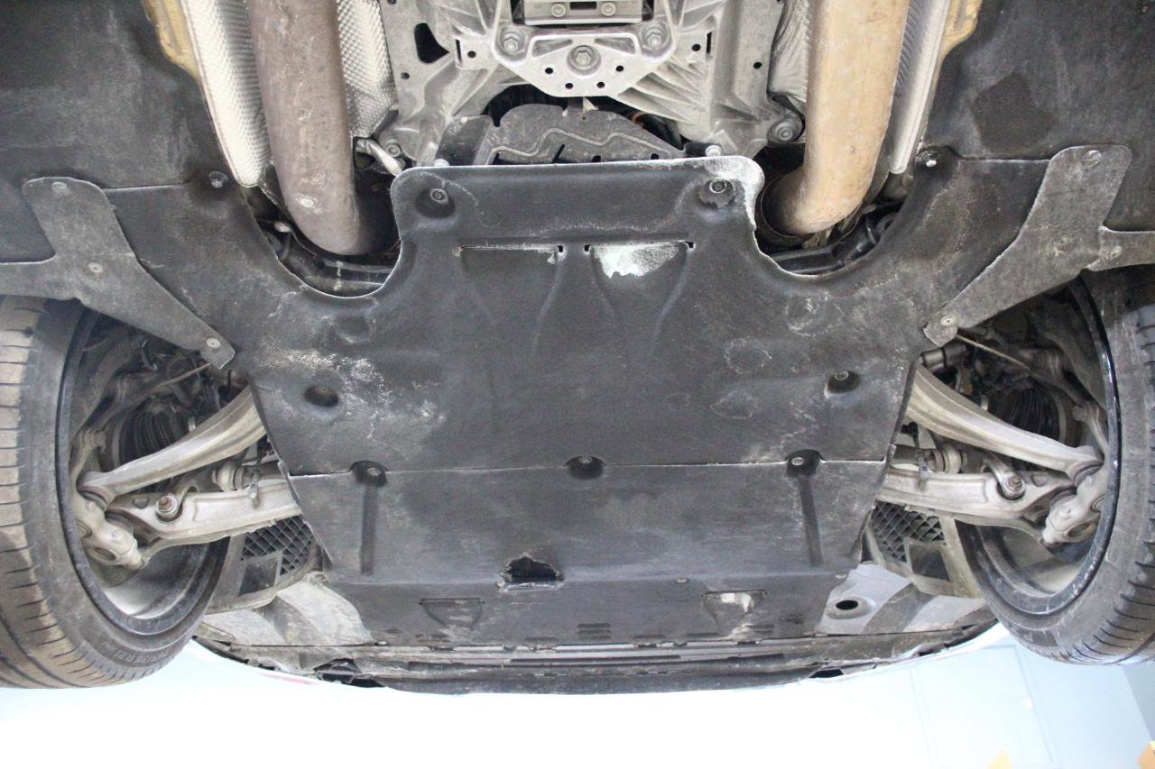 Used 2022 Audi S8 w/ S8 Comfort Plus Package image 90