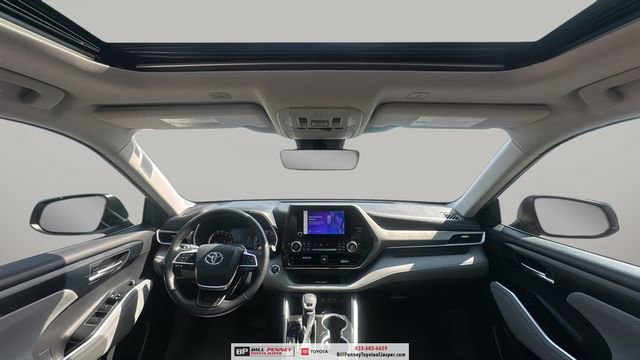 Used 2023 Toyota Highlander XLE image 10