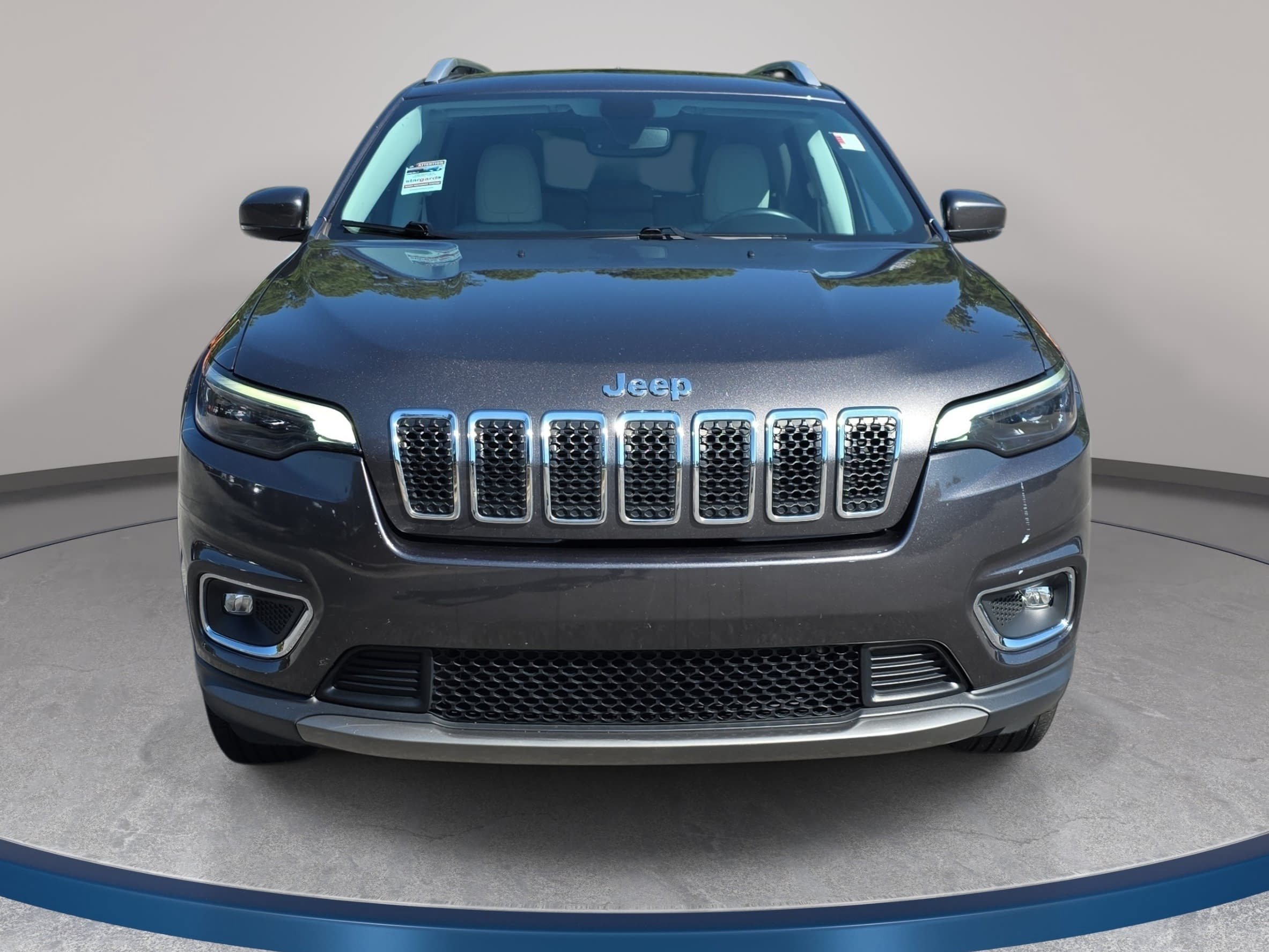 Used 2020 Jeep Cherokee Limited AWD/4WD image 2