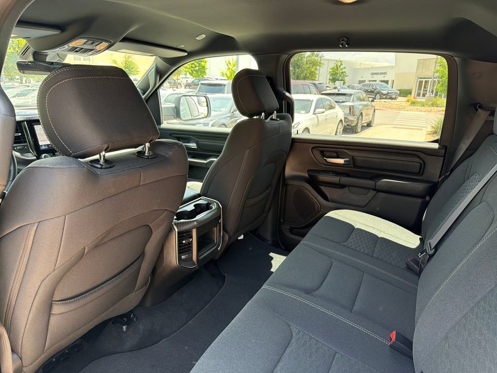 New 2026 RAM 1500 Express AWD/4WD image 36