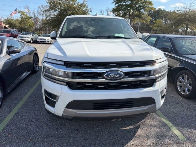 Used 2024 Ford Expedition Limited image 9