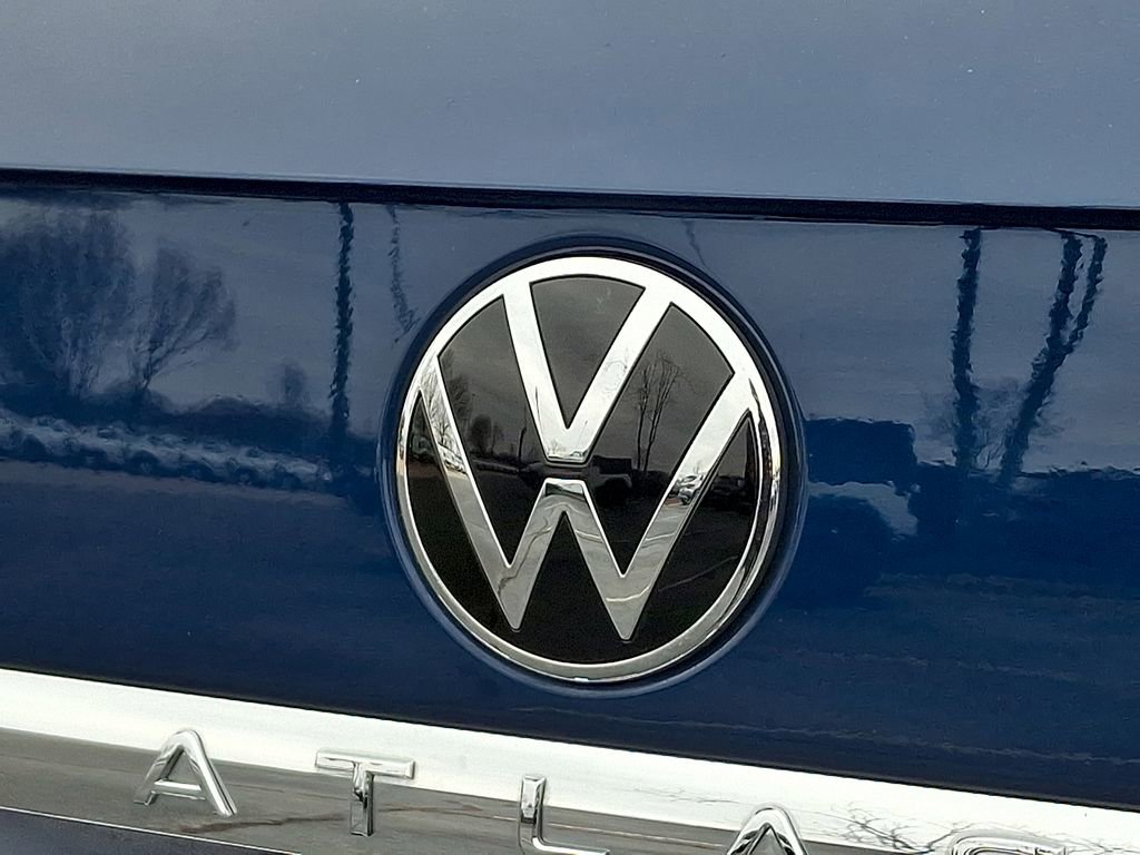 Used 2022 Volkswagen Atlas SE w/ Panoramic Sunroof Package image 30