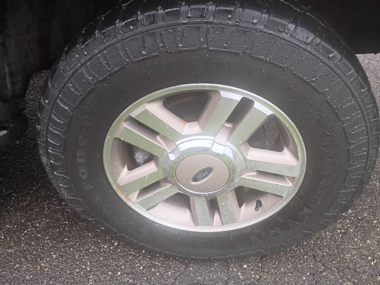 Used 2005 Ford F150 Lariat AWD/4WD image 22
