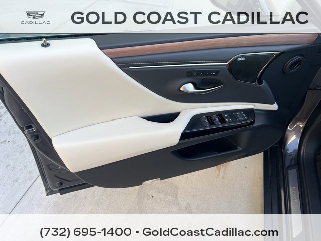 Used 2023 Lexus ES 350 Ultra Luxury image 15