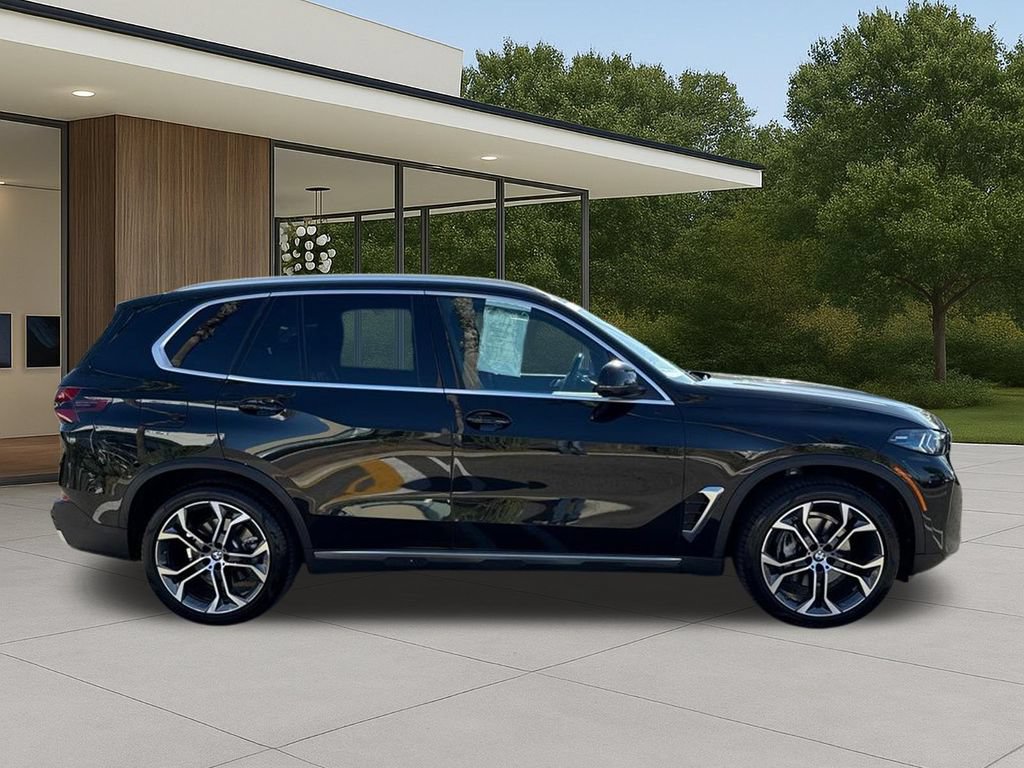 Used 2026 BMW X5 xDrive40i w/ Premium Package AWD/4WD image 7