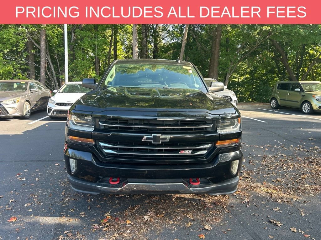 Used 2017 Chevrolet Silverado 1500 LT w/ Redline Edition AWD/4WD image 3