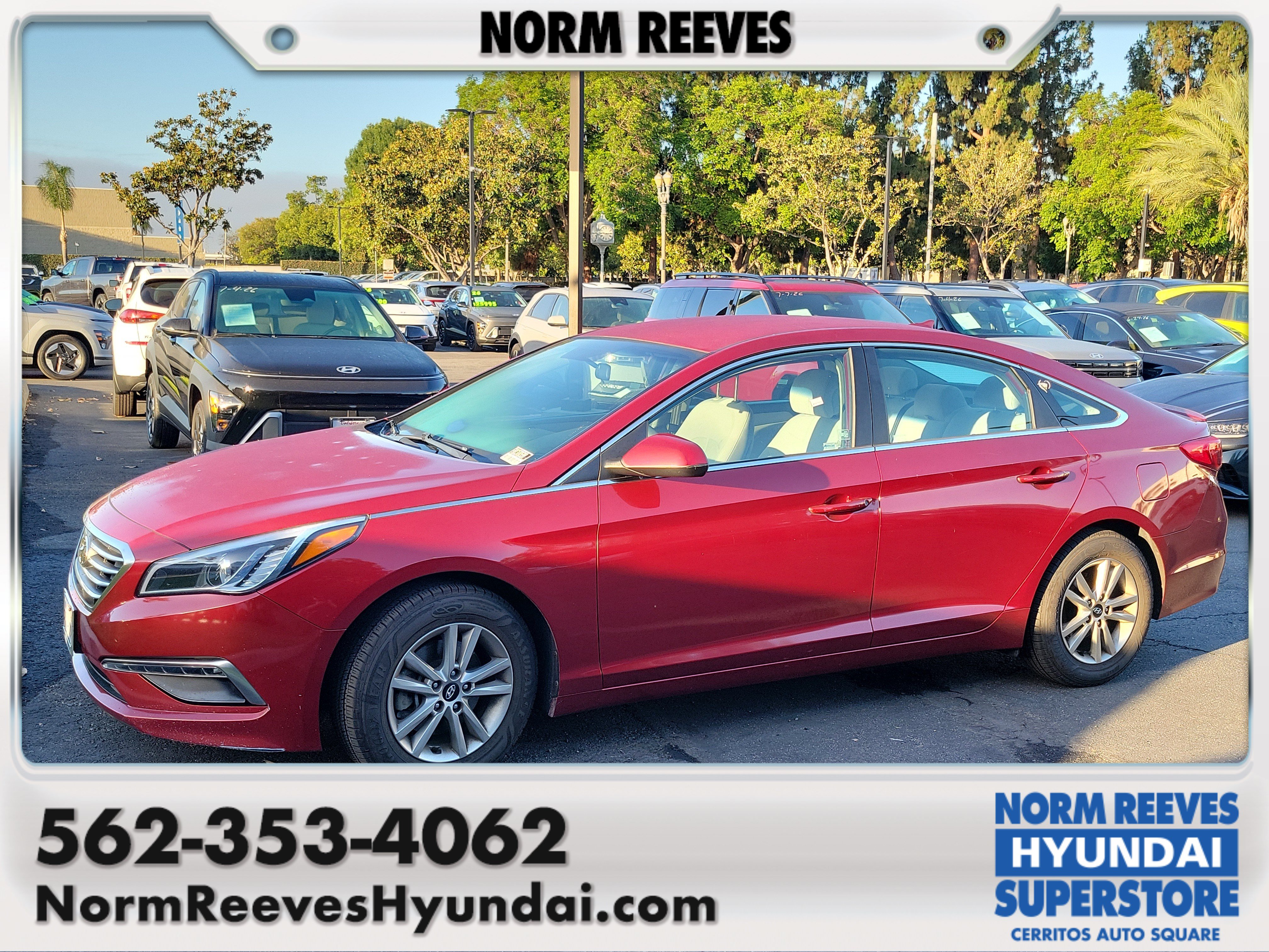 Used 2015 Hyundai Sonata SE FWD image 1