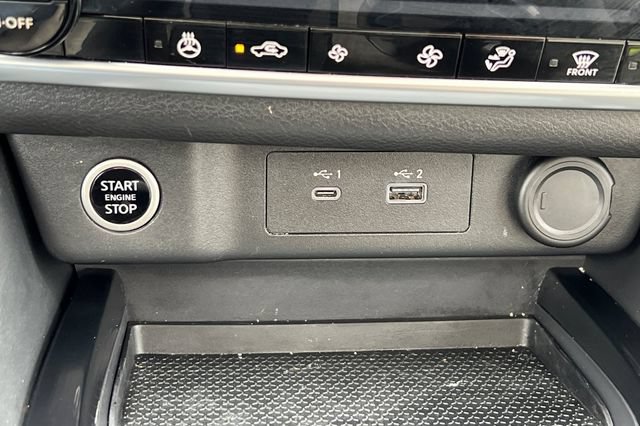 Used 2023 Nissan Rogue SV w/ SV Premium B Package FWD image 37