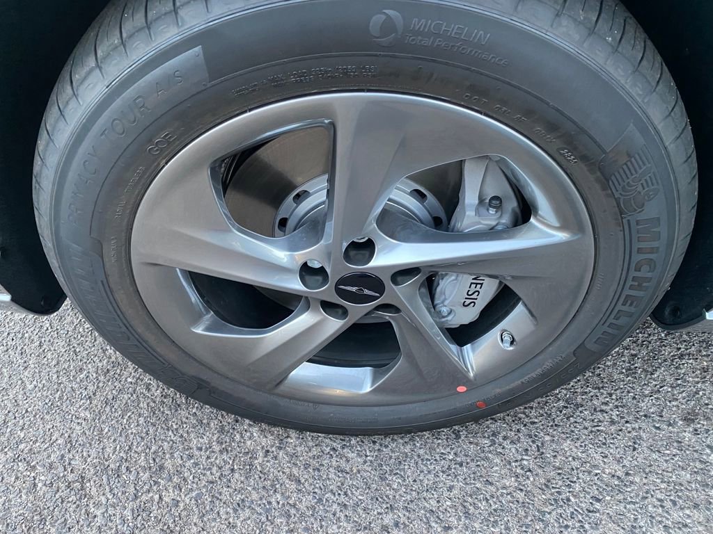 New 2026 Genesis GV70 2.5T Advanced AWD/4WD image 9