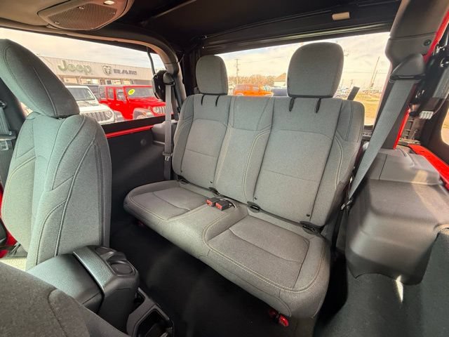 Used 2024 Jeep Wrangler Sport AWD/4WD image 10