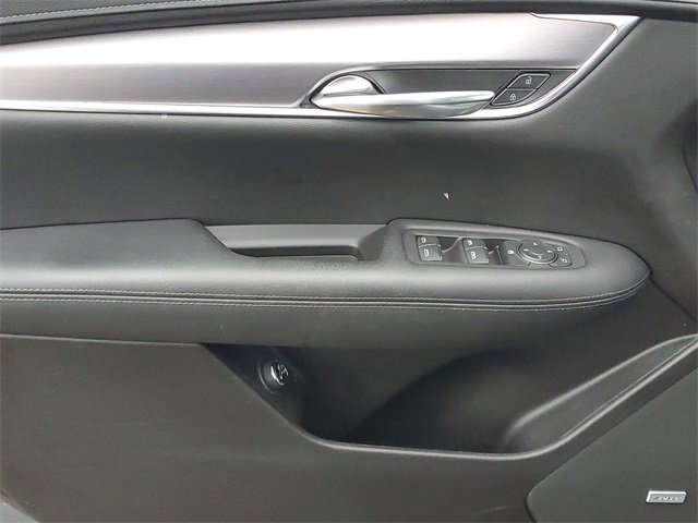 Certified 2020 Cadillac XT5 Luxury w/ LPO, Floor Liner Package image 15