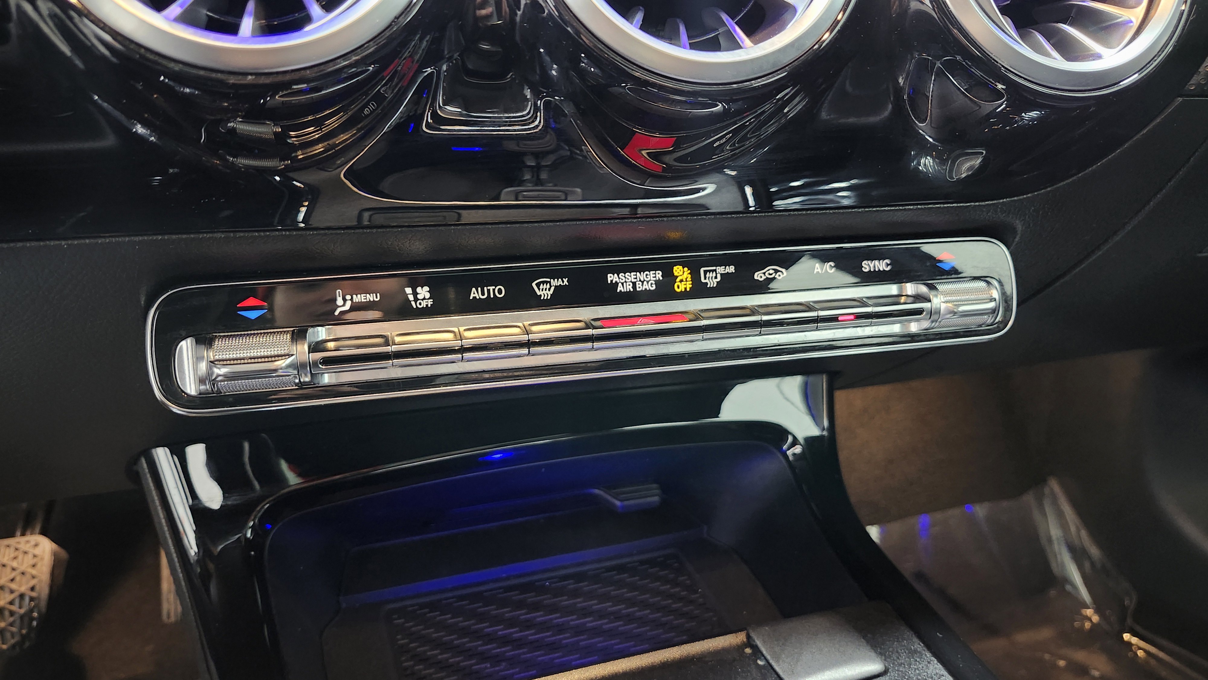 Used 2019 Mercedes-Benz A 220 A 220 w/ Premium Package image 34