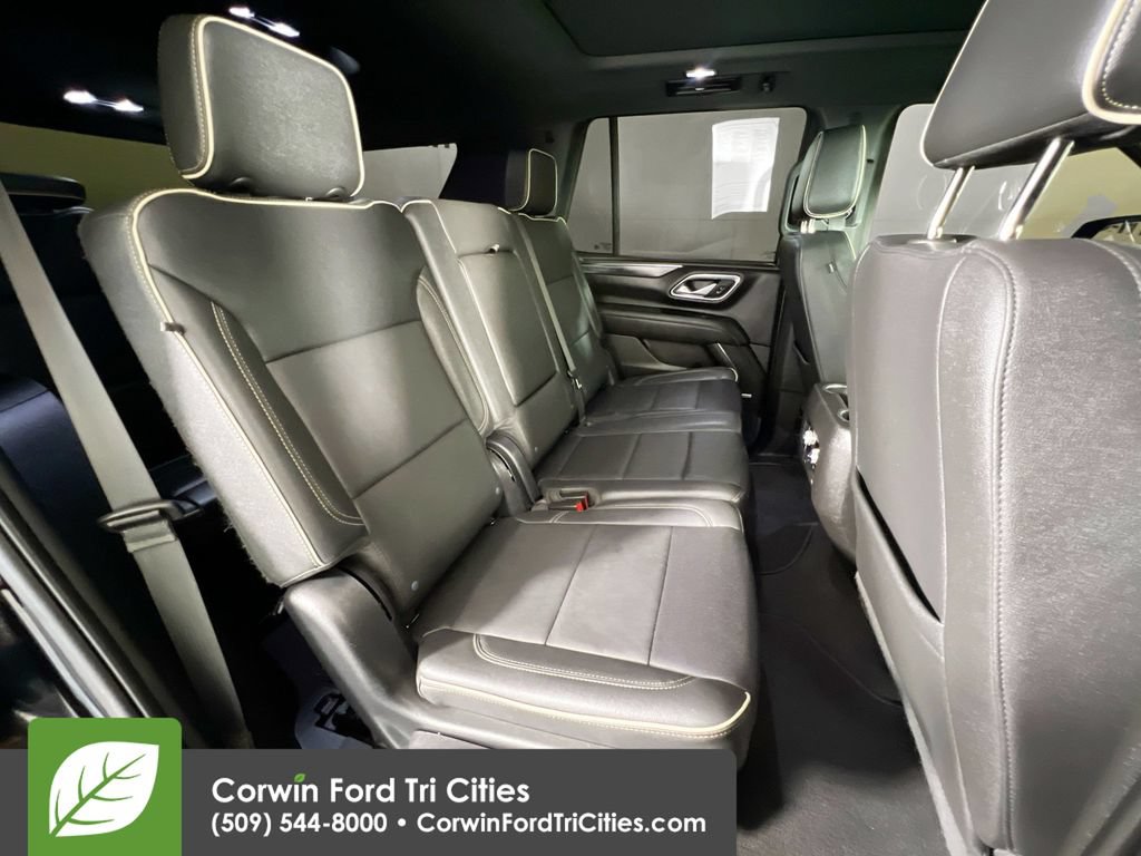 Used 2023 GMC Yukon SLT AWD/4WD image 18