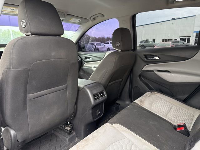 Used 2020 Chevrolet Equinox LS w/ LS Convenience Package image 9