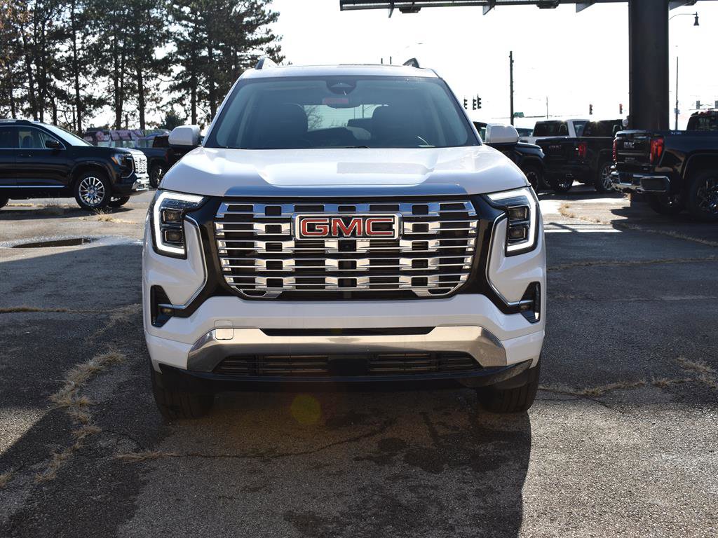 New 2026 GMC Terrain Denali w/ LPO, Floor Liner Package image 2