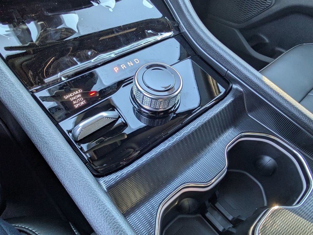 New 2025 Jeep Grand Cherokee L Limited image 24