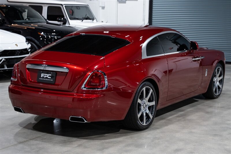 Used 2019 Rolls-Royce Wraith RWD image 6