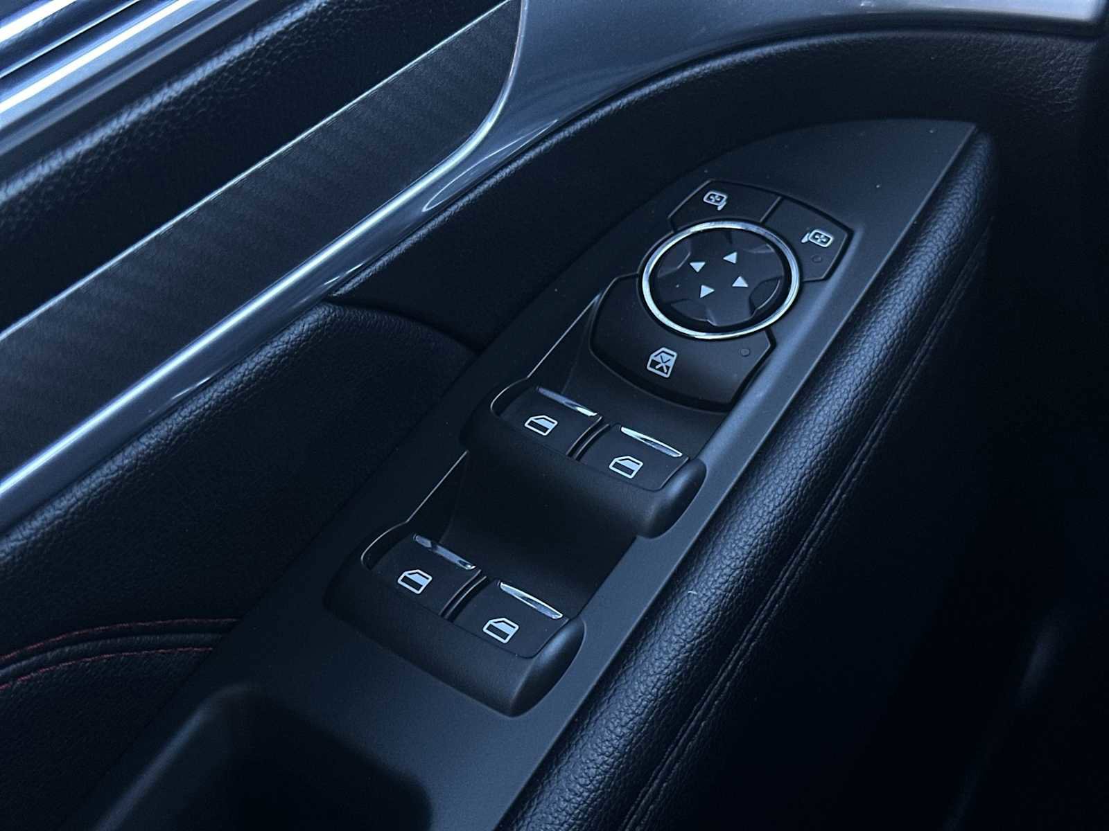 Used 2019 Ford Explorer Sport image 15